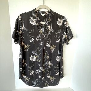 EST. 1946 Black Floral Short Sleeve Blouse Size M Classic
